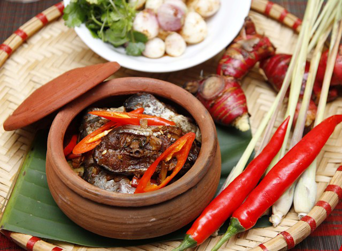 Cá kho Vũ Đại là  món ăn đặc sắc của Việt Nam mang đậm bản sắc dân tộc